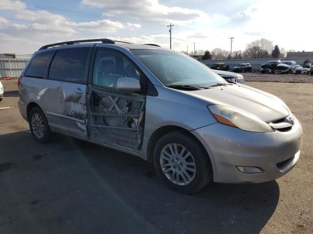 2007 TOYOTA SIENNA XLE for Sale