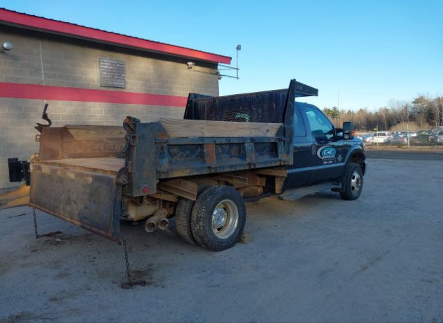 2011 FORD F-350 CHASSIS for Sale