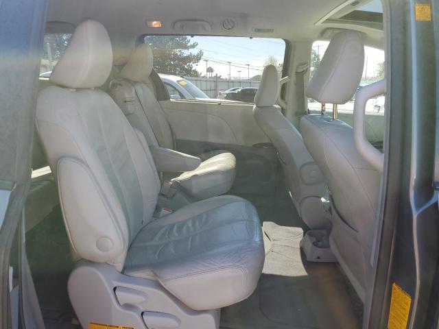 2011 TOYOTA SIENNA XLE for Sale