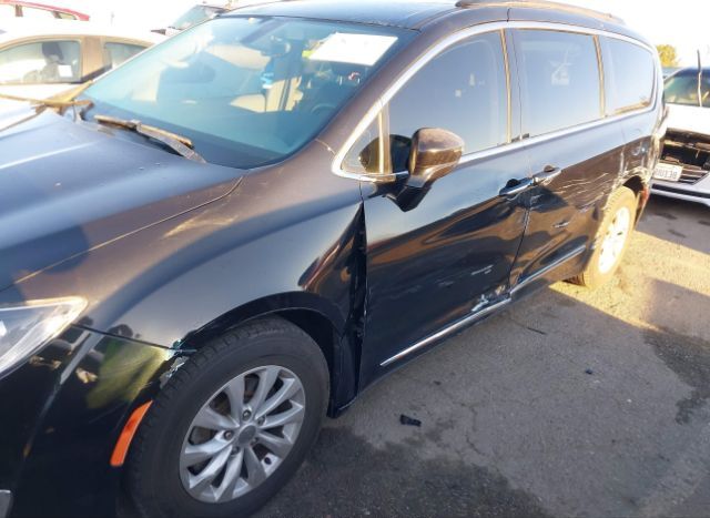 2017 CHRYSLER PACIFICA for Sale