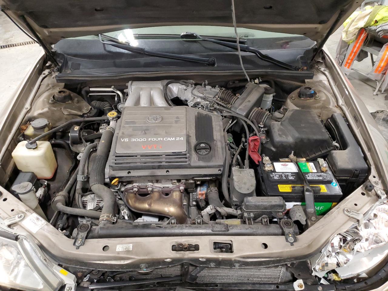 2004 TOYOTA AVALON for Sale