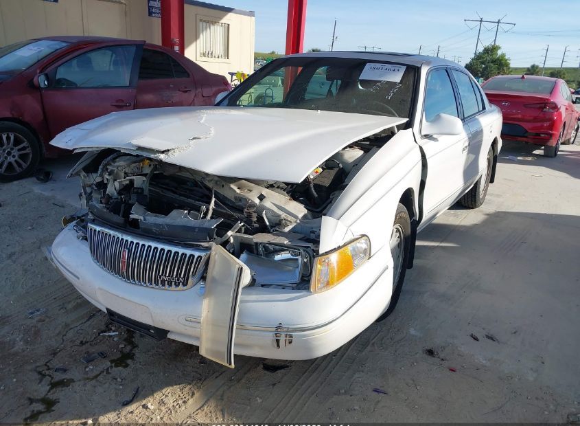 1995 LINCOLN CONTINENTAL for Sale
