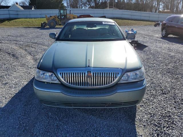 2006 LINCOLN TOWN CAR SIGNATURE for Sale