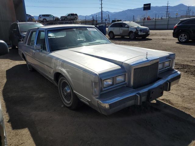 1988 LINCOLN TOWN CAR SIGNATURE for Sale