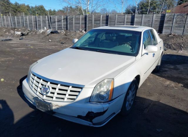 2010 CADILLAC DTS for Sale