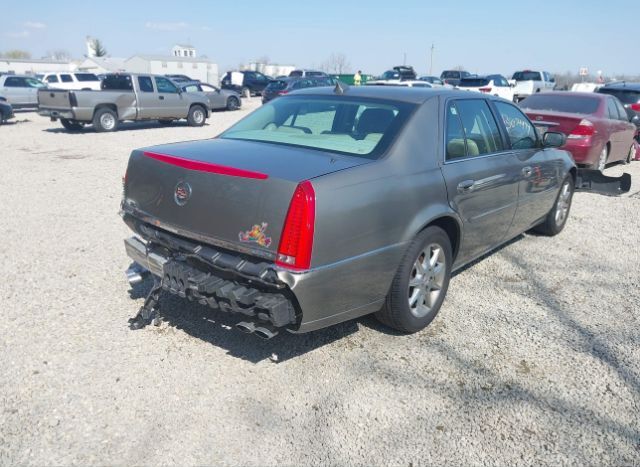 2011 CADILLAC DTS for Sale