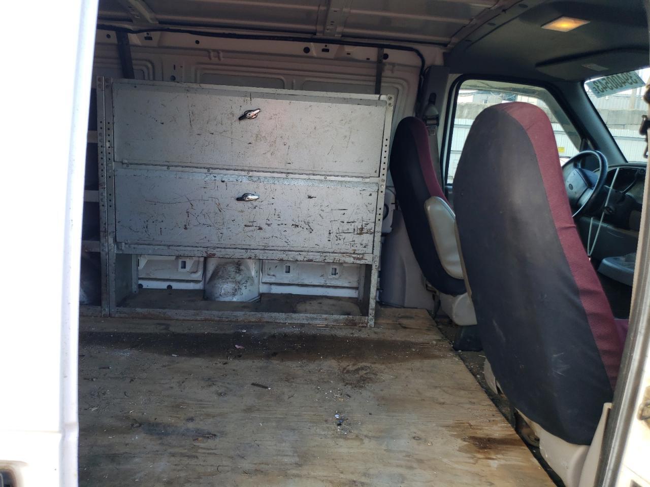 2001 FORD ECONOLINE for Sale