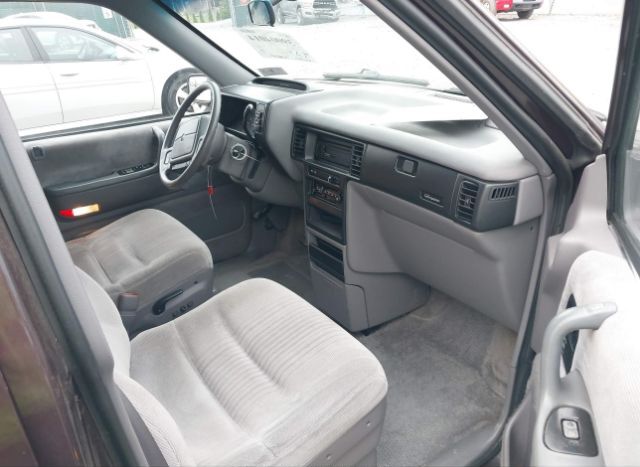 1993 PLYMOUTH GRAND VOYAGER for Sale