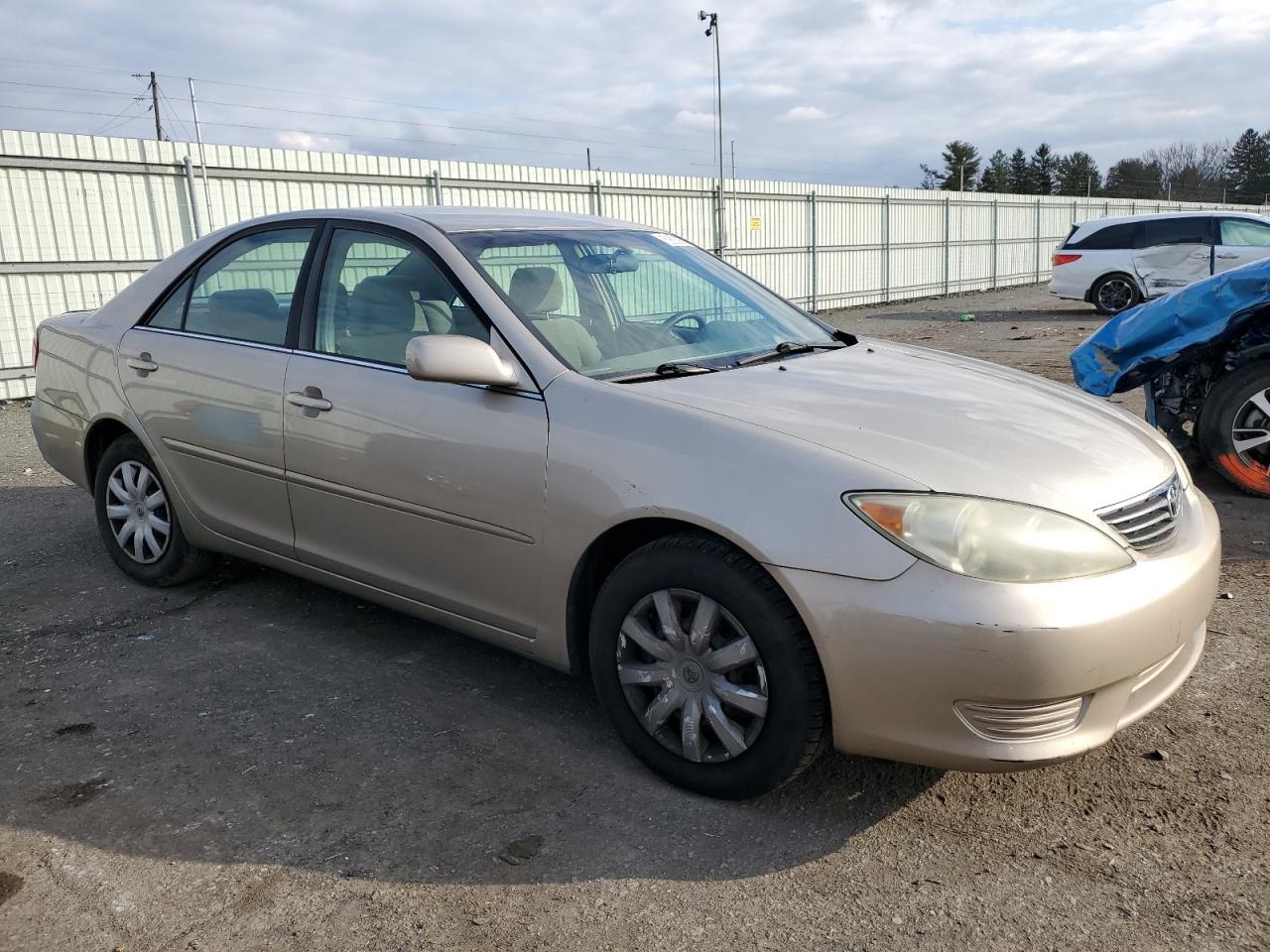2005 TOYOTA CAMRY for Sale