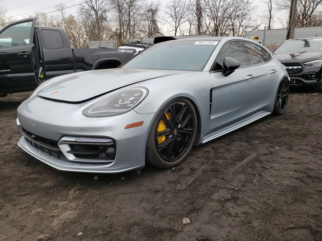 Porsche Panamera 2023