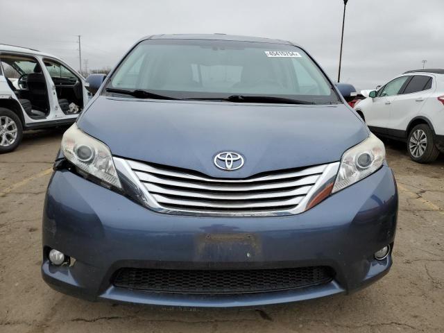 2013 TOYOTA SIENNA XLE for Sale