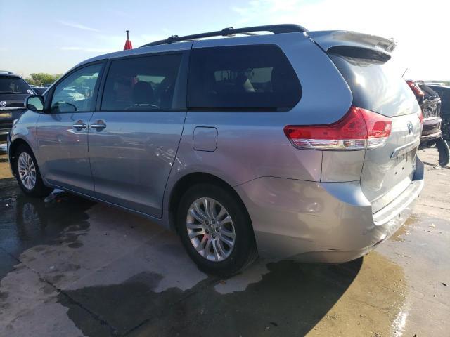 2014 TOYOTA SIENNA XLE for Sale