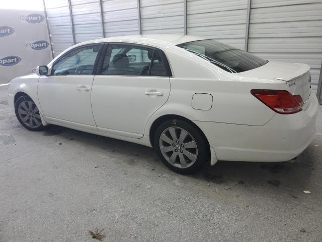 2005 TOYOTA AVALON XL for Sale