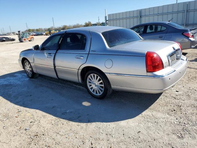 2003 LINCOLN TOWN CAR EXECUTIVE for Sale