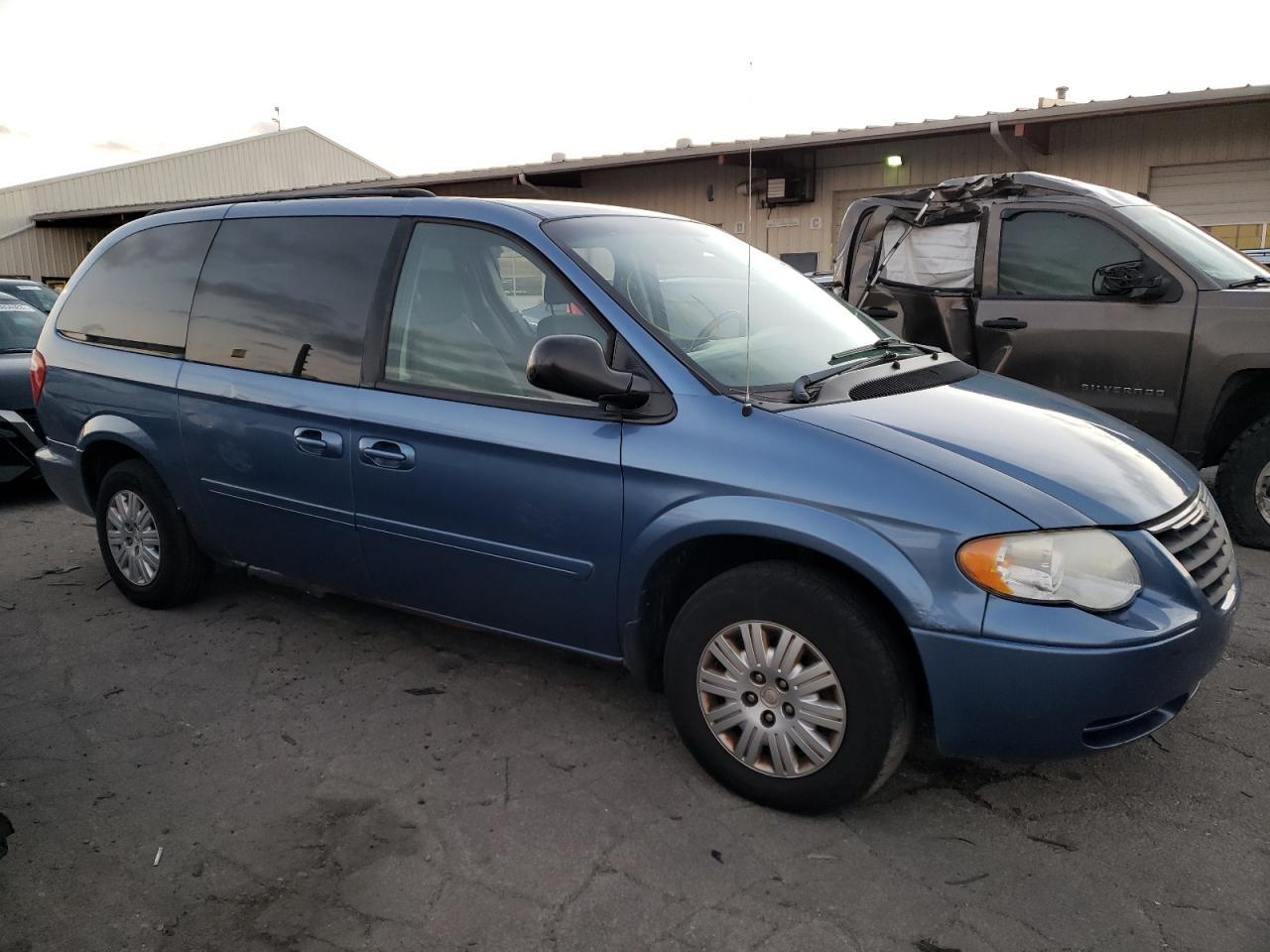 2007 CHRYSLER TOWN & COUNTRY for Sale