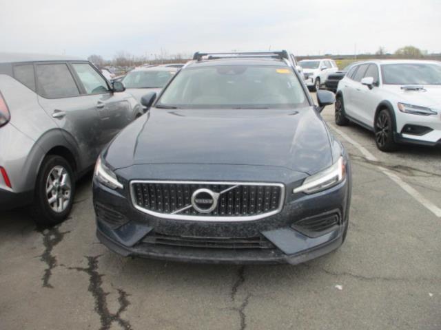 2020 VOLVO V60 CROSS COUNTRY for Sale