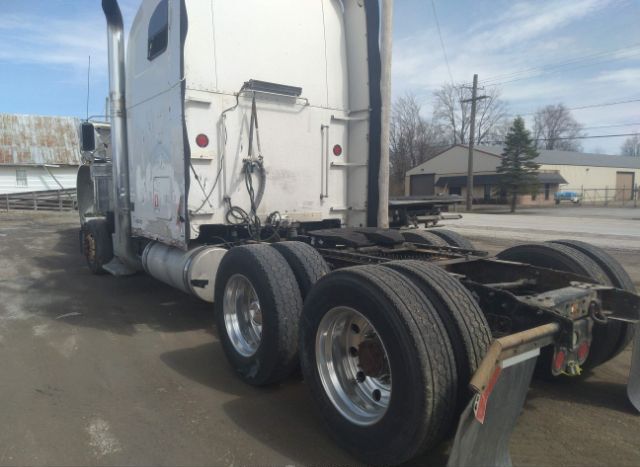 2005 FREIGHTLINER FLD132 XL CLASSIC for Sale