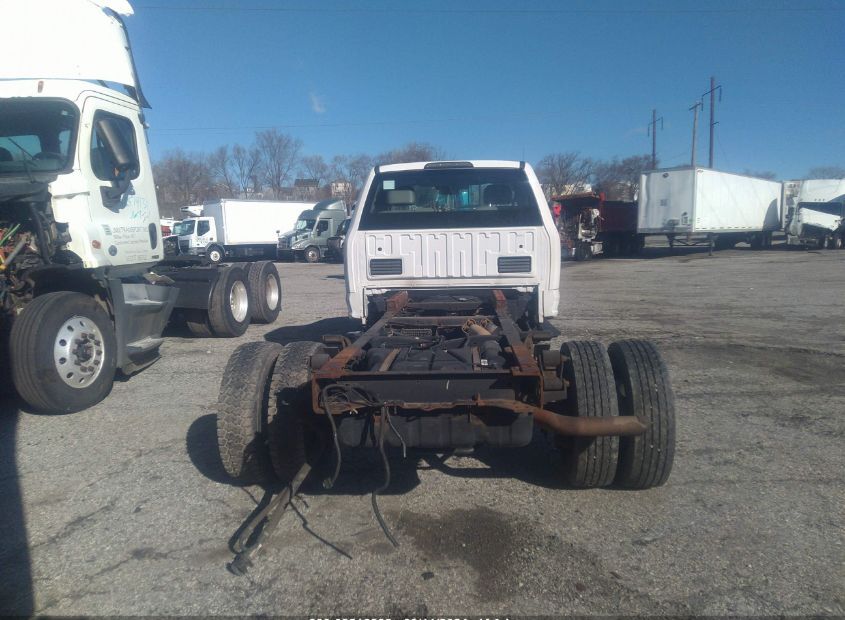 Ford F-550 Chassis for Sale