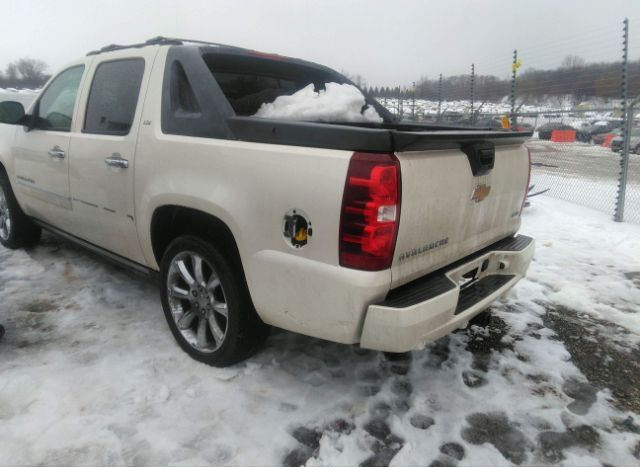 2011 CHEVROLET AVALANCHE for Sale