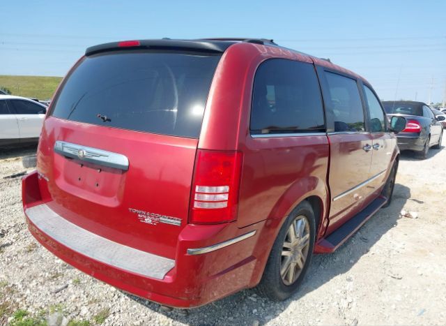 2010 CHRYSLER TOWN & COUNTRY for Sale