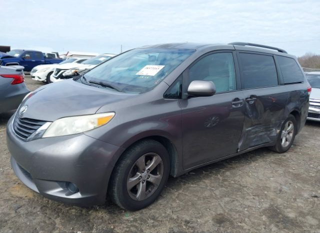 2011 TOYOTA SIENNA for Sale