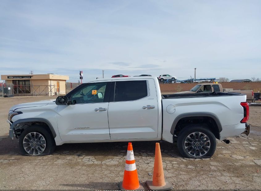 2023 TOYOTA TUNDRA 4WD for Sale