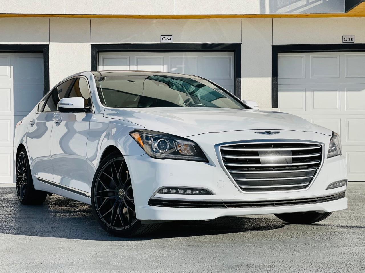 Used Car Hyundai Genesis 2015 White for sale in MAGNA UT online auction