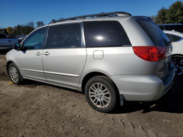 2009 TOYOTA SIENNA LE for Sale