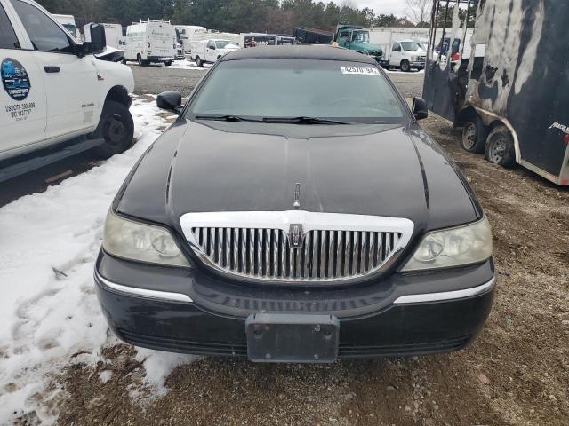 2006 LINCOLN TOWN CAR EXECUTIVE for Sale