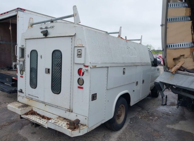 2004 FORD E-350 CUTAWAY for Sale