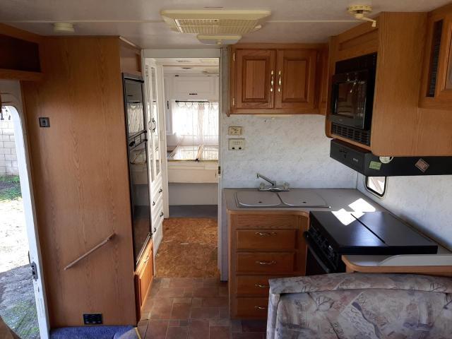 2000 WORKHORSE CUSTOM CHASSIS MOTORHOME CHASSIS P3500 for Sale