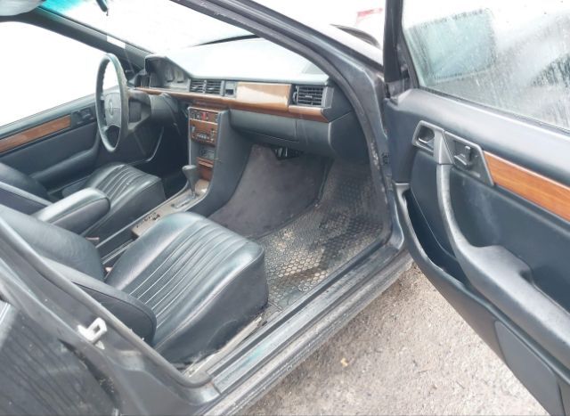 1987 MERCEDES-BENZ 300 for Sale