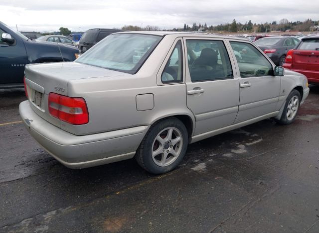 2000 VOLVO S70 for Sale