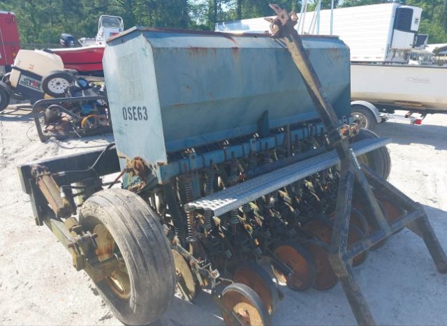 2000 * SEED DRILL for Sale