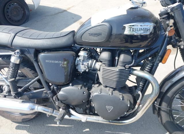 2015 TRIUMPH MOTORCYCLE BONNEVILLE for Sale
