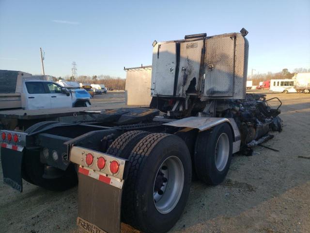 1999 FREIGHTLINER CONVENTIONAL FLC120 for Sale