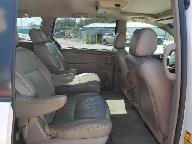 2008 TOYOTA SIENNA XLE for Sale
