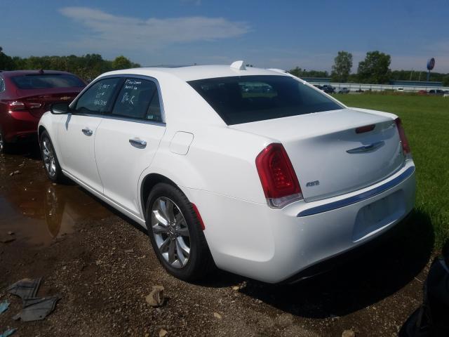 Chrysler 300c white