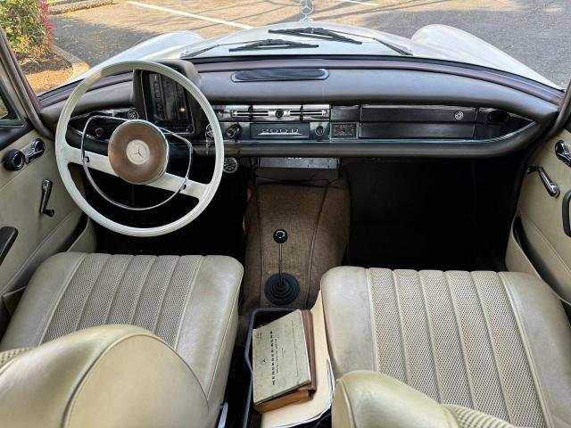 1967 MERCEDES-BENZ 200D for Sale