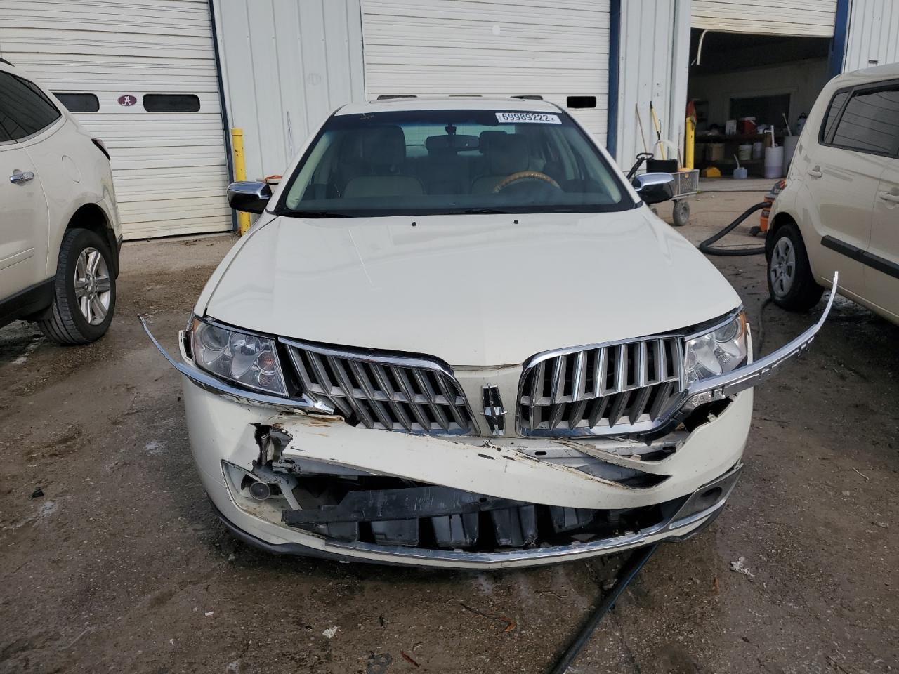 2012 LINCOLN MKZ for Sale
