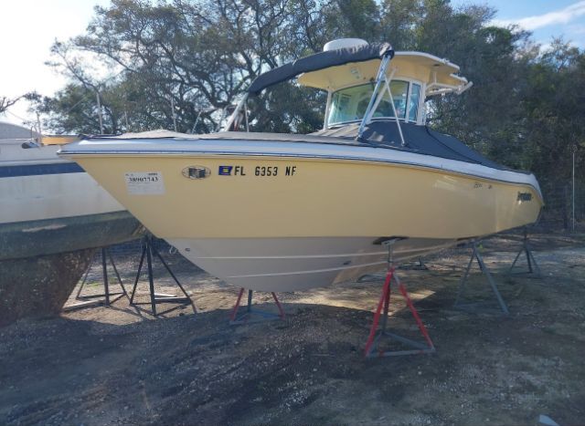 2006 EVERGLADES BOAT for Sale