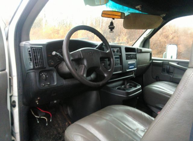 2004 CHEVROLET EXPRESS CUTAWAY for Sale