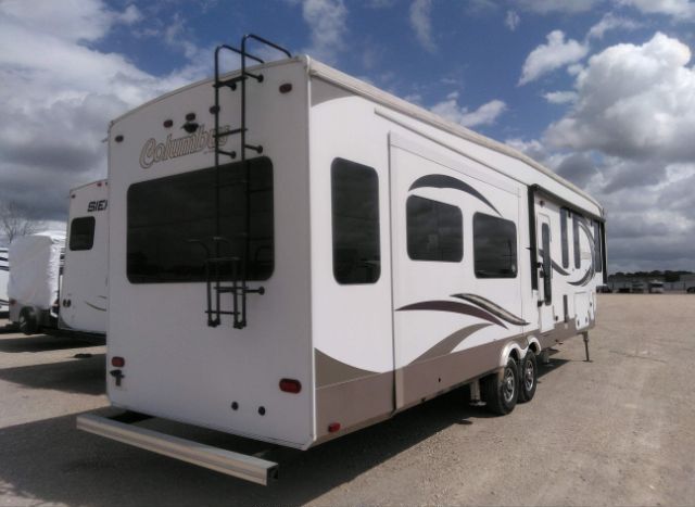 2019 PALOMINO BY FOREST R COLUMBUS 377MB for Sale
