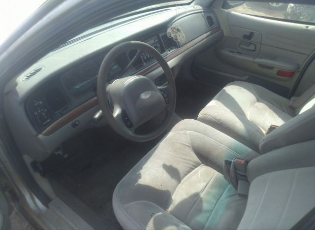 2001 FORD CROWN VICTORIA for Sale