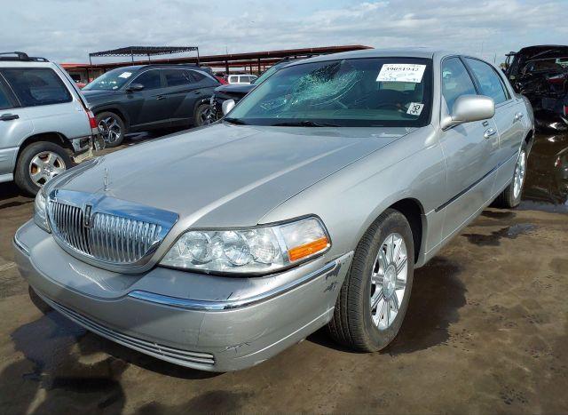 2007 LINCOLN TOWN CAR for Sale