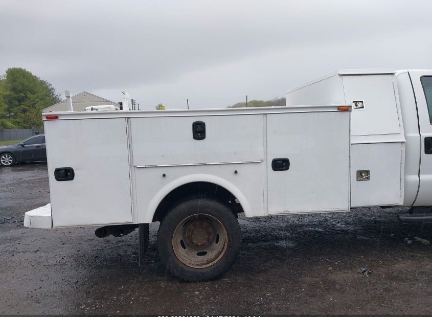 2011 FORD F-550 CHASSIS for Sale