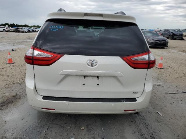 2017 TOYOTA SIENNA XLE for Sale