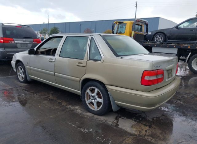 1999 VOLVO S70 for Sale