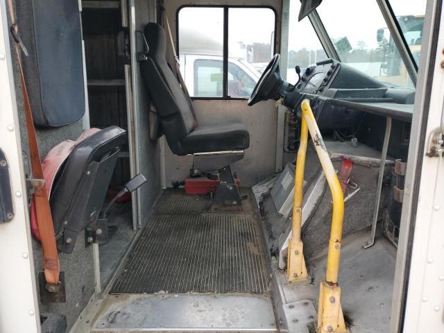2001 FORD ECONOLINE E350 SUPER DUTY STRIPPED CHASSIS for Sale
