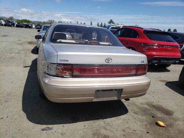 1994 TOYOTA CAMRY LE for Sale